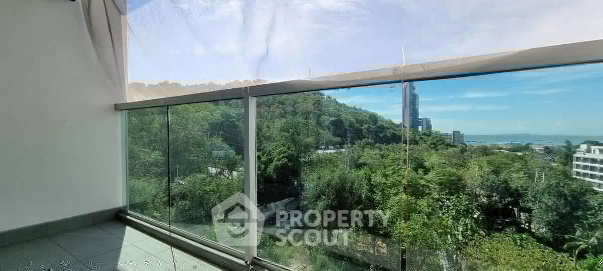 picture 1-BR Condo at Park Royal 2 Pratumnak close to Phratamnak (ID 2118705) - 8/11