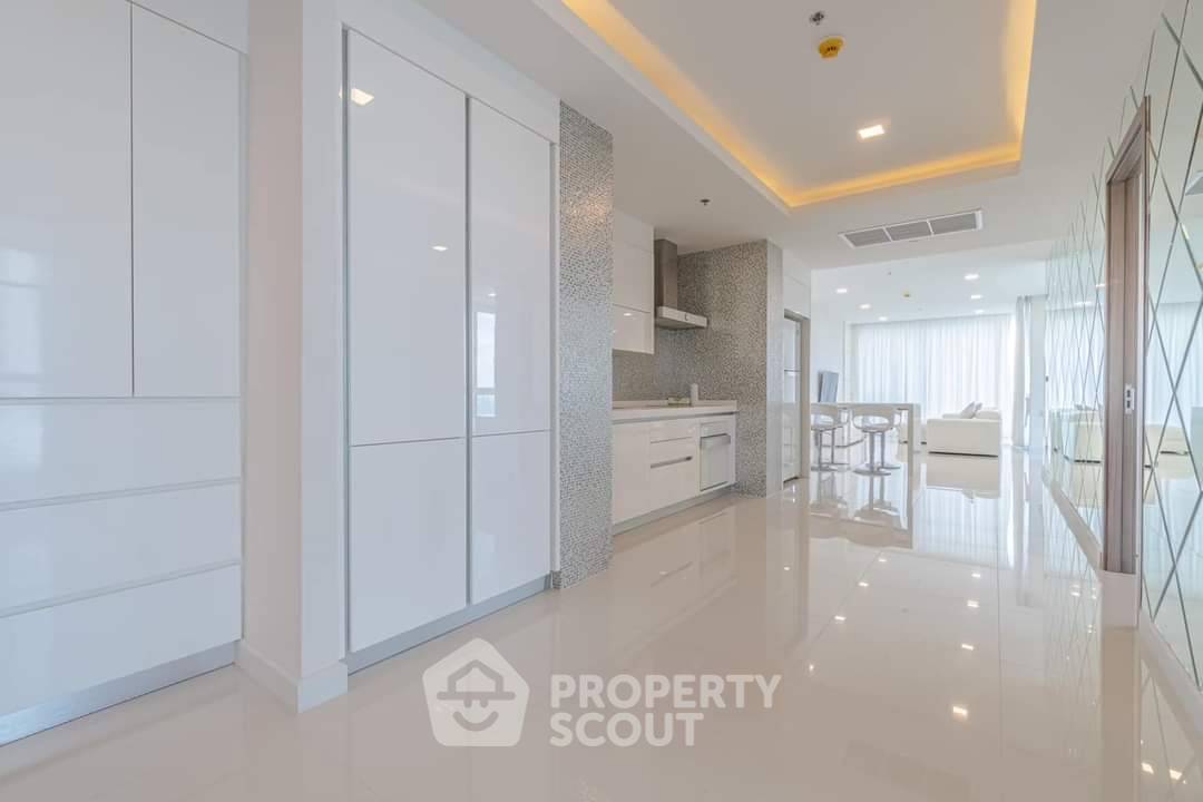 picture 3-BR Condo at Del Mare Condominium close to Bangsaray (ID 2046474) - 11/38