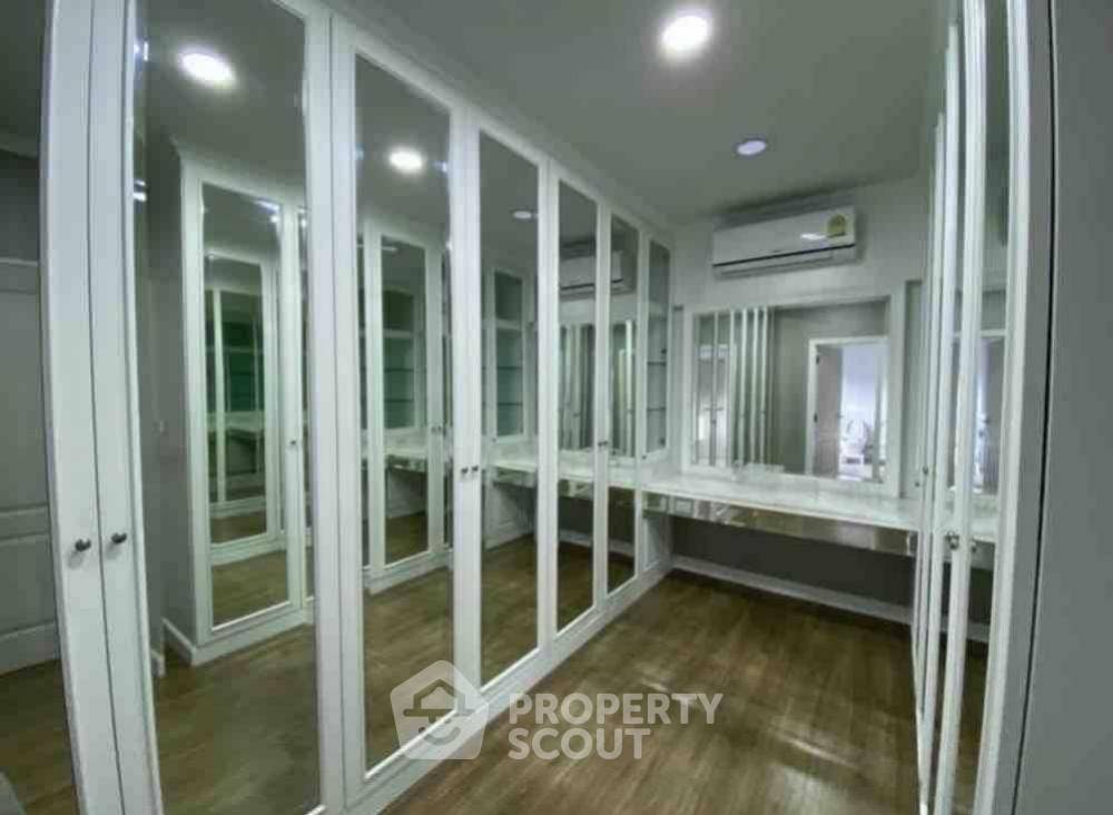 picture 3-BR House at Centro Ramintra-Chatuchot in O Ngoen (ID 1393973) - 33/43