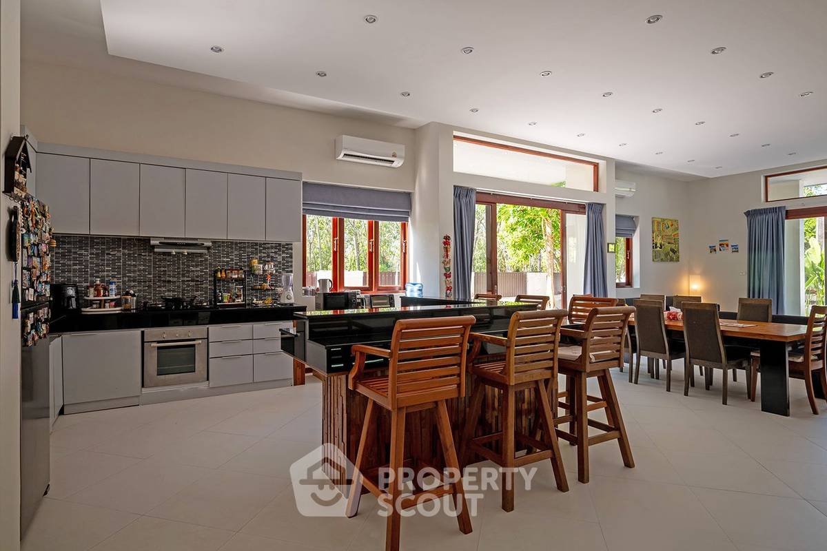 picture 4-BR Villa in Pa Khlok (ID 2003201) - 9/24