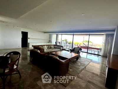 ขายคอนโด : คอนโด 3-ห้องนอน ที่ ซันไรส์ บีช รีสอร์ท แอนด์ เรสซิเดนซ์ ใน นาจอมเทียน (ID 1998509)