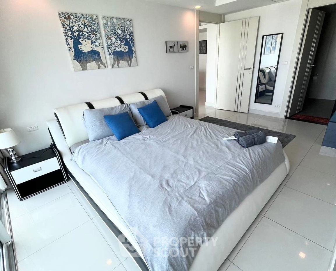 picture 3-BR Condo at Cosy Beach View close to Phratamnak (ID 2213633) - 5/18