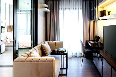 Condos for sale BTS Pho Nimit : 🔺 For Sell Condo LIFE SATHORN SIERRA Building 1, Floor 30,1 bed room, Room size 35 sqm