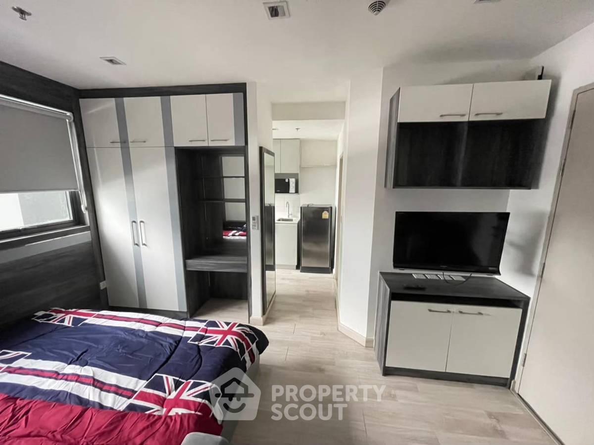 picture Studio Condo at Ideo Mobi Sathorn near BTS Krung Thon Buri (ID 900864) - 12/12