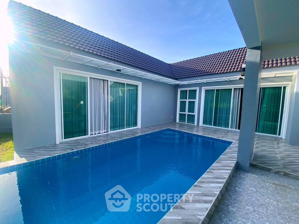 รูป วิลล่า 3-ห้องนอน ใน ห้วยทรายเหนือ (ID 2292679) - รูปที่ 1/14