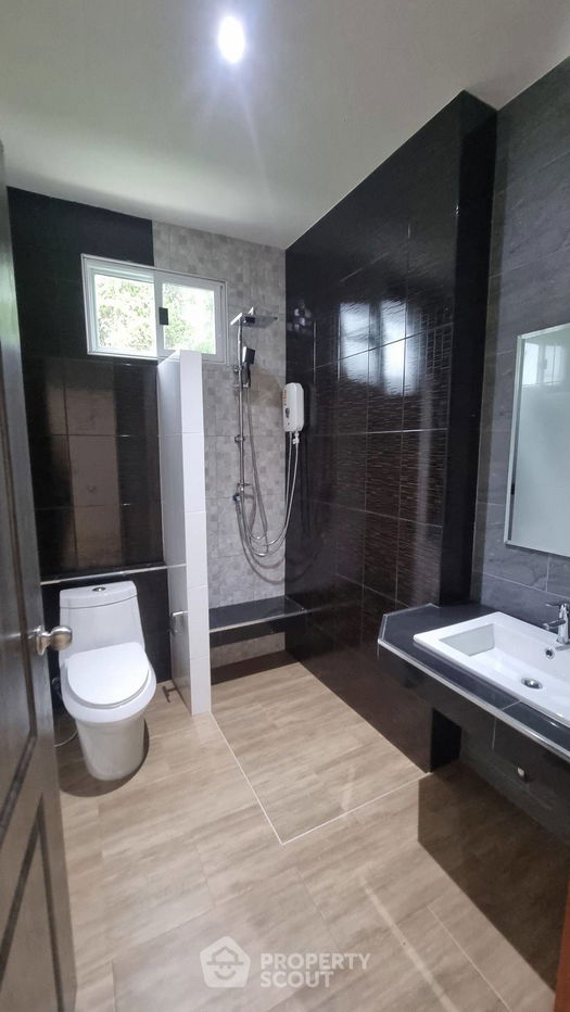 รูป บ้าน 3-ห้องนอน ใกล้ เมืองพัทยา (ID 2160179) - รูปที่ 11/11