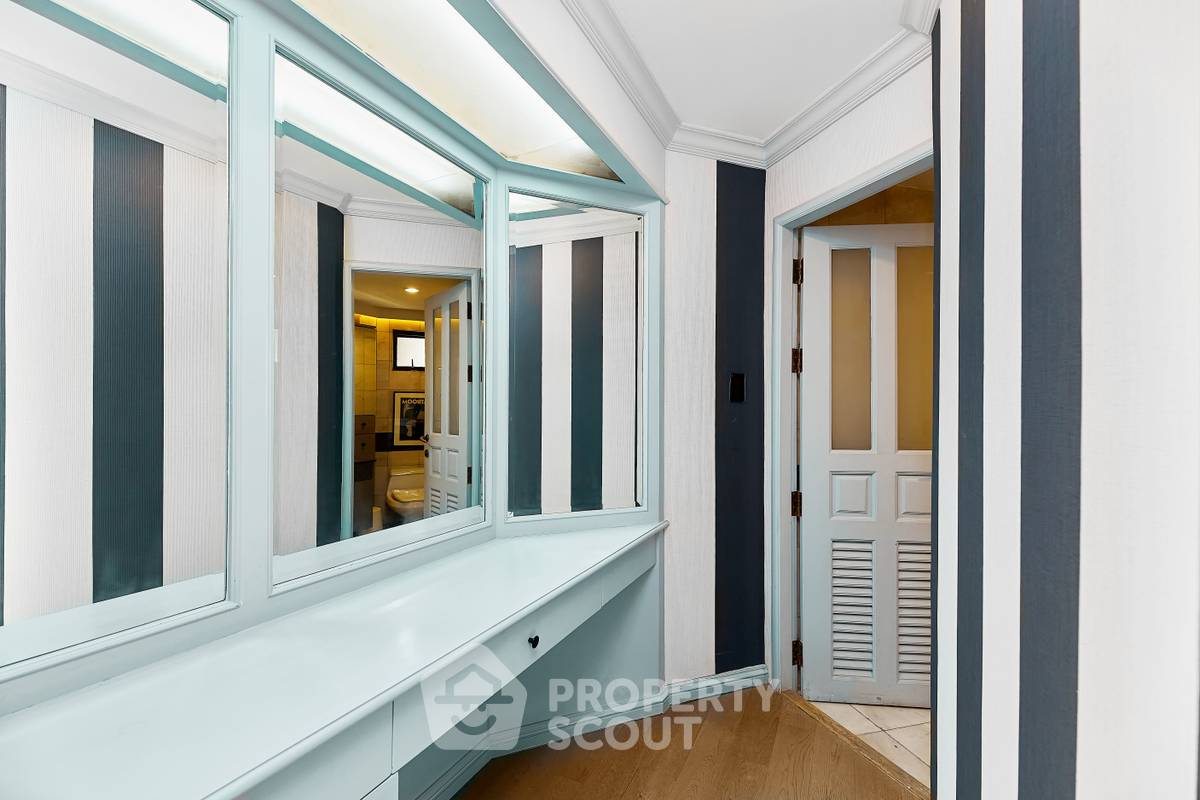picture 3-BR Condo at Mahogany Tower Condominium near MRT Queen Sirikit National Convention Centre (ID 997362) - 16/30