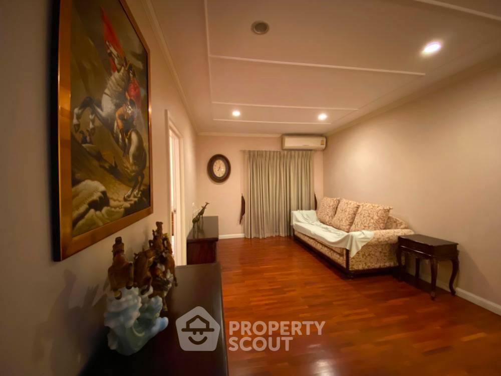picture 3-BR House at Laddarom Chaiyaphruk-Chaengwattana in Bang Phlap (ID 1626529) - 7/12