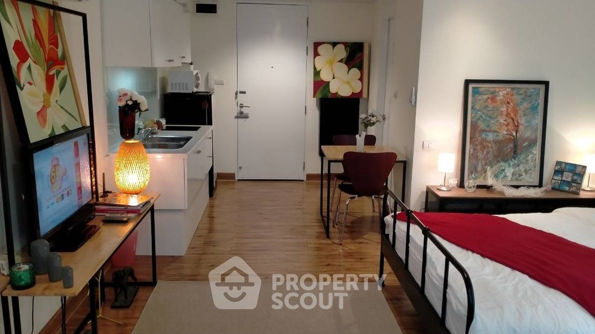 picture 1-BR Condo at J.W. Boulevard Srivara Condominium in Phlapphla (ID 2292564) - 1/19