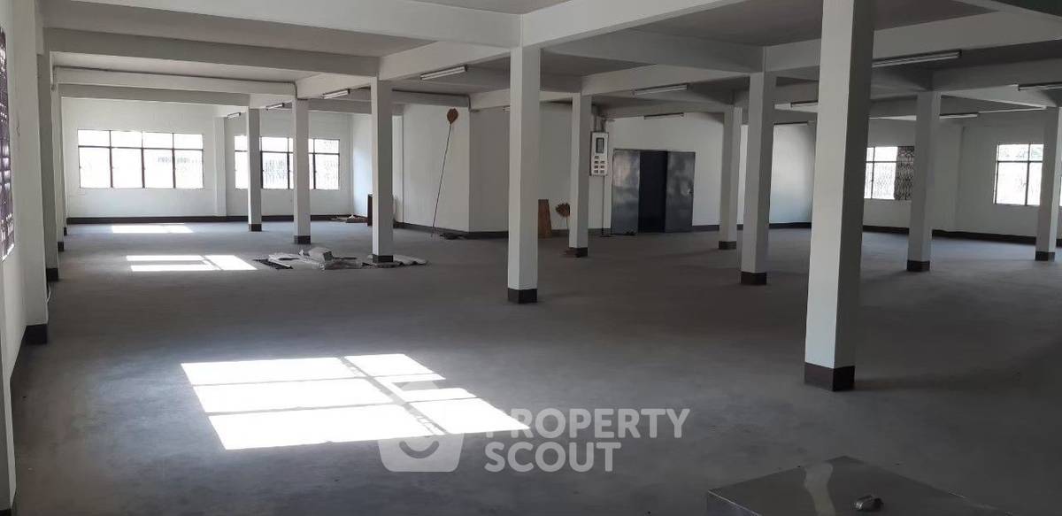 รูป บ้าน 6-ห้องนอน ใกล้ BTS พระโขนง (ID 782117) - รูปที่ 2/24