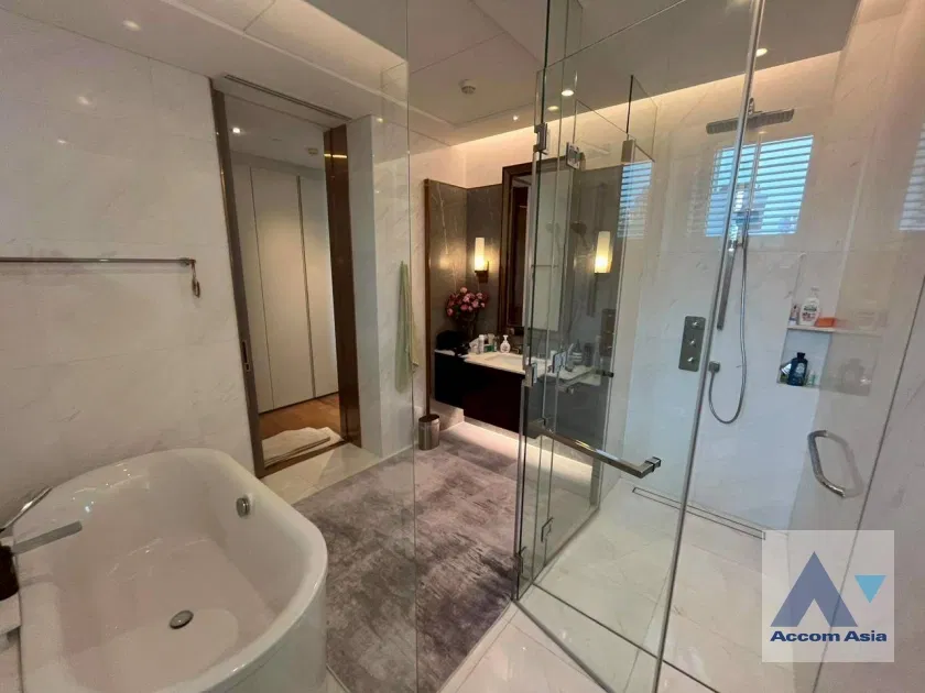 รูป 🔼🔽 AccomA 📩  2 BR Condominium @Sindhorn Tonson (AA44546) - รูปที่ 15/15
