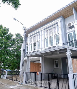 4-BR Townhouse at Golden Town Sathorn near MRT Bang Wa (ID 2150379)