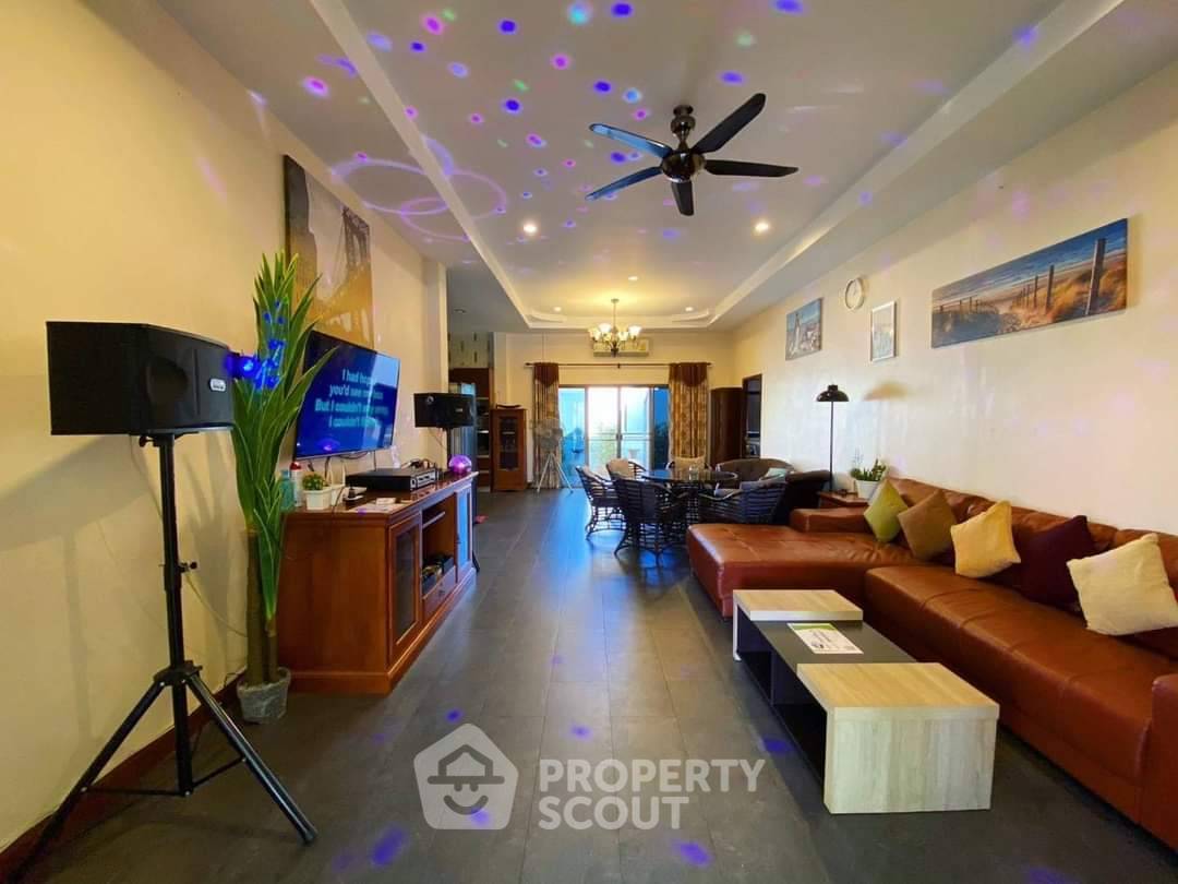 picture 5-BR Villa at The Ville Jomtien close to Pattaya (ID 1533807) - 2/11