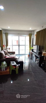 3-BR Condo at Vela De Condo UTCC-Vipawadee 2 near MRT Huai Khwang (ID 2150366)