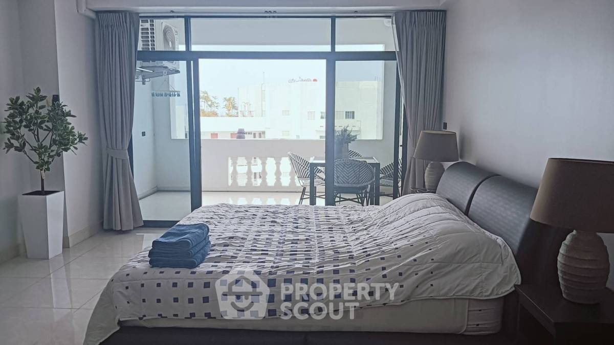 picture 1-BR Condo at Jomtien Complex Condotel close to Jomtien Beach (ID 2107278) - 16/19
