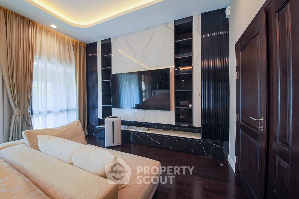 รูป บ้าน 5-ห้องนอน ที่ แกรนด์ บางกอก บูเลอวาร์ด กรุงเทพกรีฑา ใน คลองสามประเวศ (ID 1385585) - รูปที่ 23/48