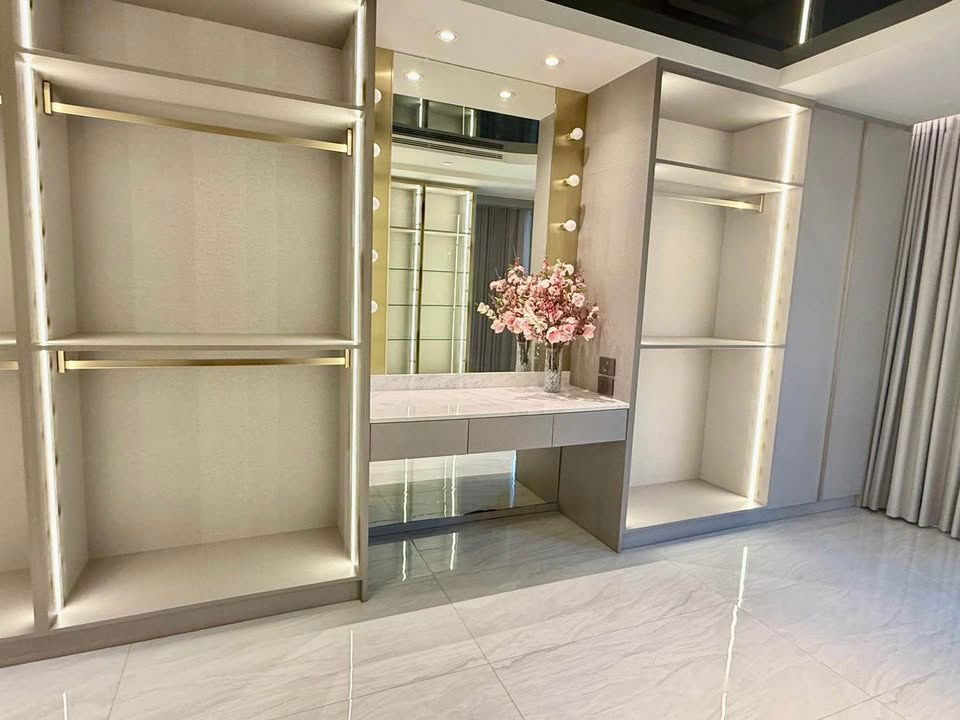 picture Condo for rent: Fynn Sukhumvit 31, near MRT Sukhumvit, 135,000 baht, property code: RS1705 - 33/43