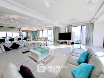 Condos for sale Jomtien Sai 1 : 3-BR Condo at ThepThip Mansion close to Phratamnak (ID 2169238)