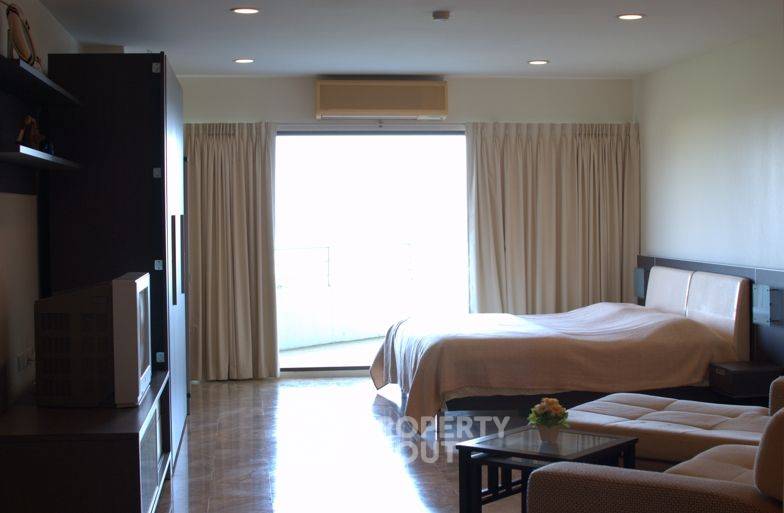 picture 1-BR Condo at Palm Pavilion Hua Hin close to Hua Hin City (ID 1161593) - 2/10