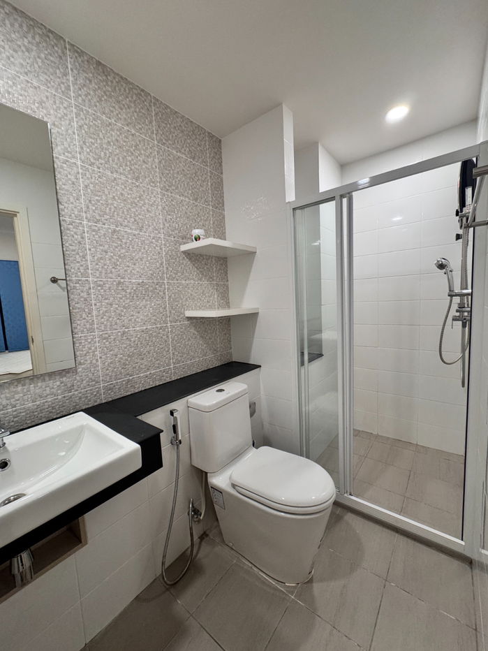 picture 🔥 Urgent Sale! Escent Condo, Nakhon Ratchasima – 33 sq.m. Corner Unit, East Facing – Prime Central Location at a Super Low Price! 🔥 - 33/40