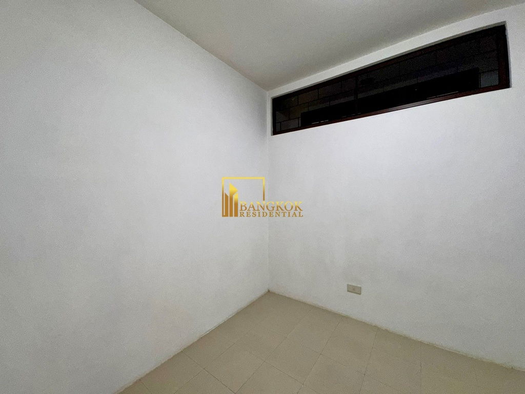 รูป Baan Sukhumvit 18 - Stunning 4 Bed House With Private Pool - BR28270SH - รูปที่ 52/53