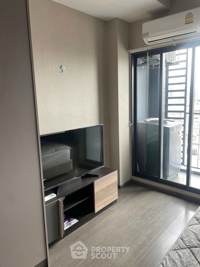 picture Studio Condo at Ideo Sukhumvit 93 near BTS Bang Chak (ID 2292749) - 1/13