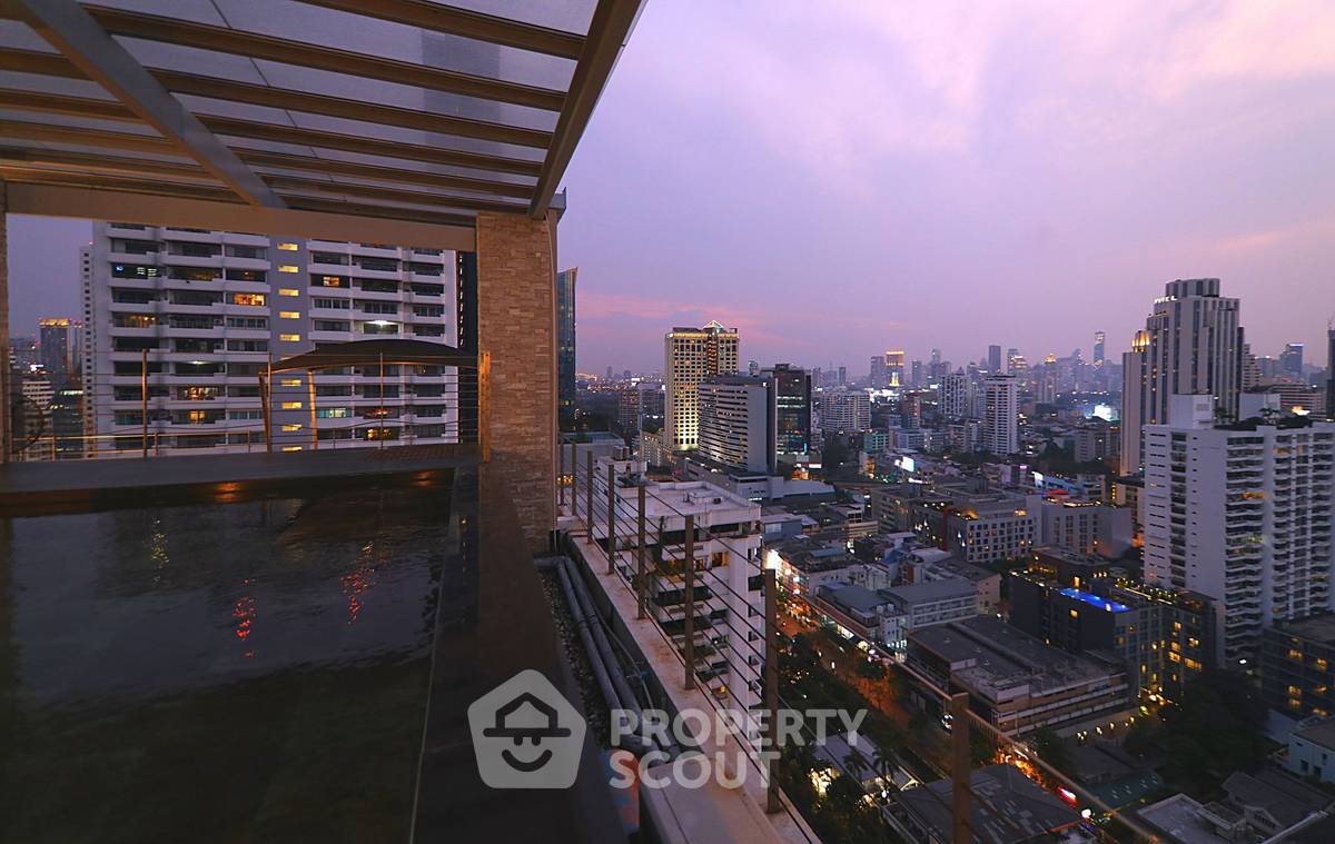 picture 4-BR Condo at The Master Centrium Asoke-Sukhumvit near MRT Sukhumvit (ID 1300422) - 12/25