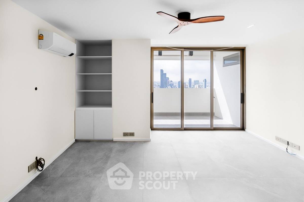 picture BRAND NEW PENTHOUSE WITH CITY AND RIVER VIEWS BEHIND EMQUARTIER IN PHROM PHONG (ID 1491574) - 23/40