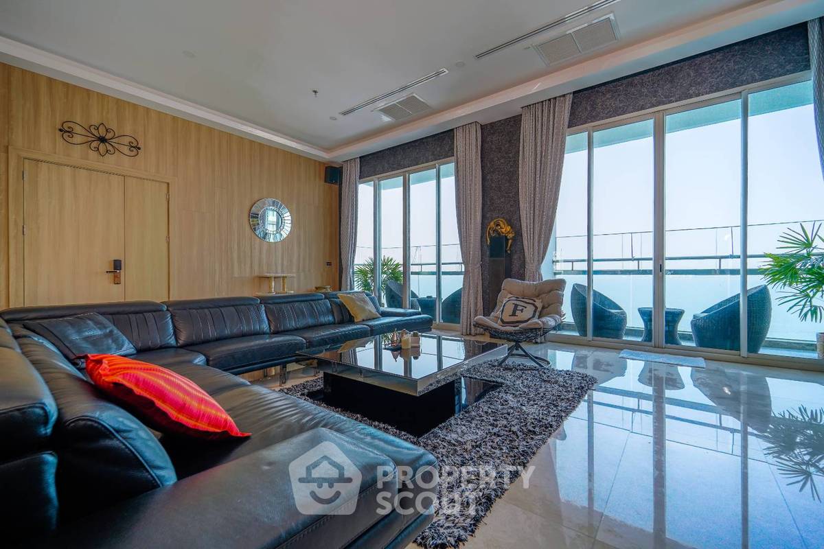 picture 3-BR Condo at The Palm - Wongamart Beach close to Sanctuary of Truth (ID 1928700) - 1/18