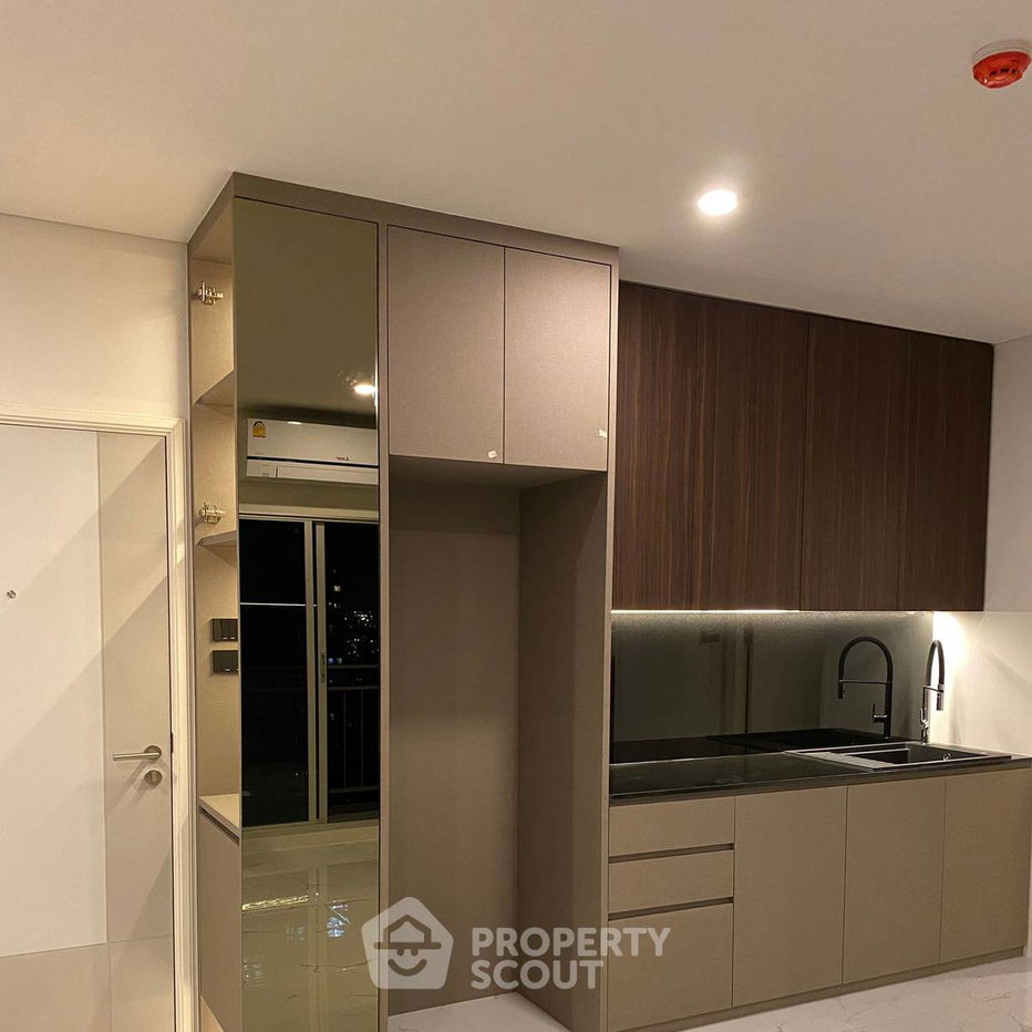 picture 2-BR Condo at Lumpini Place Rama III Riverview close to Phra Ram 3 (ID 829662) - 3/3