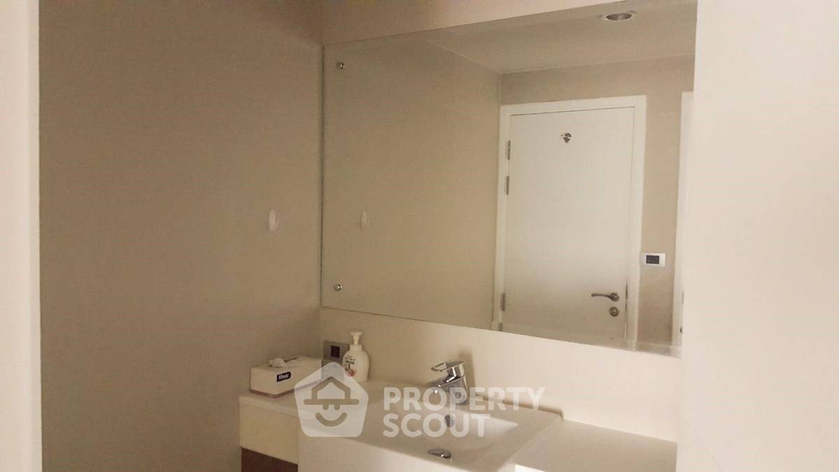 picture 2-BR Condo at The Crest Sukhumvit 49 near BTS Thong Lor (ID 993083) - 18/30