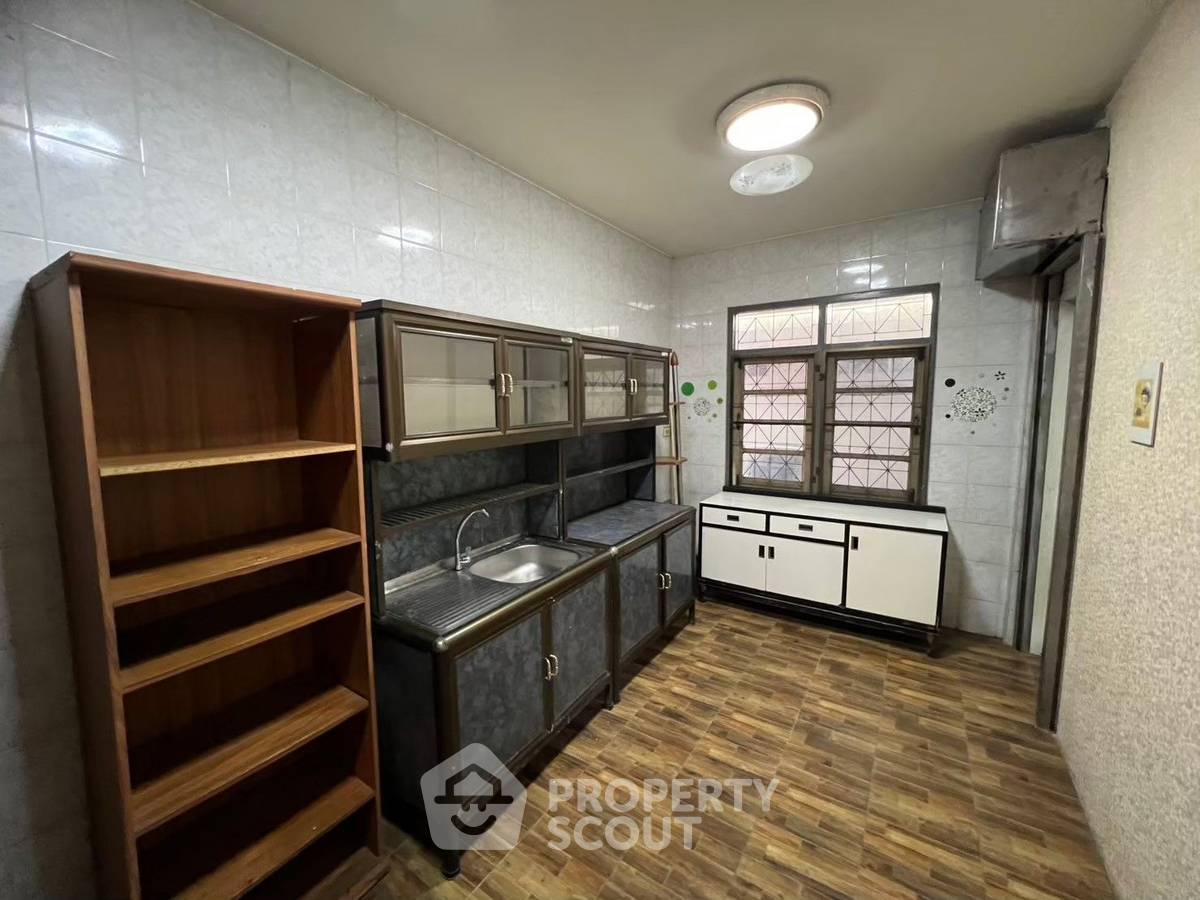 รูป บ้าน 3-ห้องนอน ใน ดอนเมือง (ID 2289667) - รูปที่ 41/45