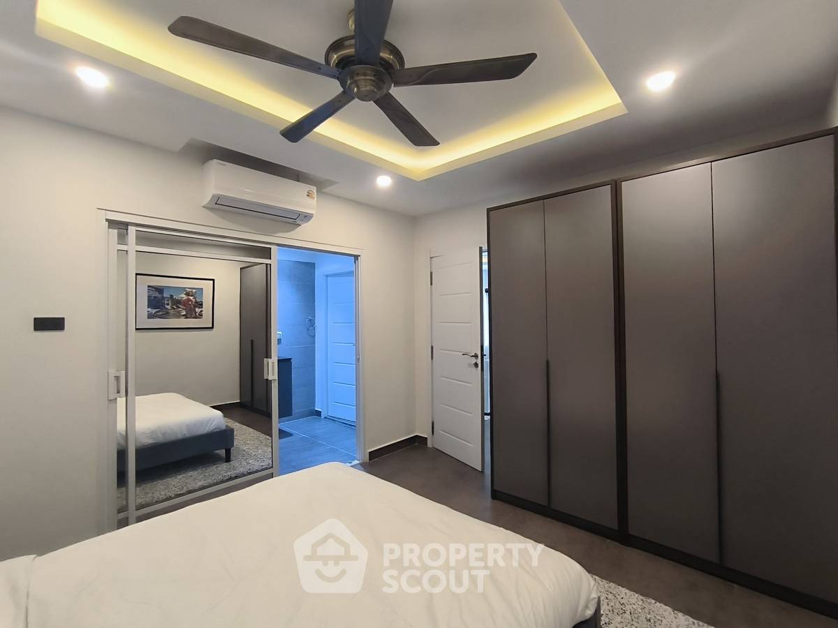 picture 1-BR Condo at Tudor Court close to Phratamnak (ID 2137054) - 2/10