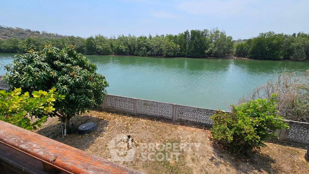 picture 3-BR House in Pak Nam Pran (ID 1292748) - 3/14