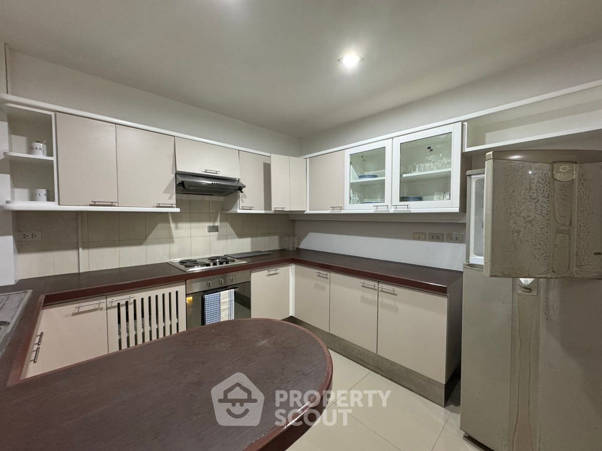 picture 2-BR Condo at Yada Residental Condominium near BTS Phrom Phong (ID 1947064) - 16/18