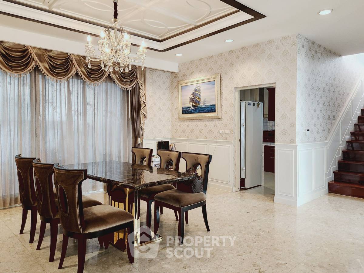 รูป บ้าน 5-ห้องนอน ที่ แกรนด์ บางกอก บูเลอวาร์ด รามอินทรา - เสรีไทย ใน คันนายาว (ID 2150183) - รูปที่ 9/14