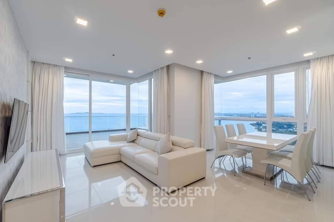 picture 3-BR Condo at Del Mare Condominium close to Bangsaray (ID 2046474) - 3/38