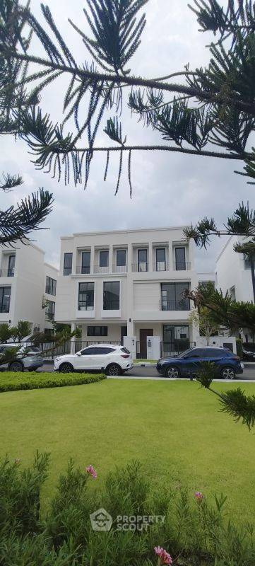 Houses for sale : 4-BR House at AERIE Srinakarin – Krungthep Kreetha close to Suvarnabhumi Airport (ID 2147363)