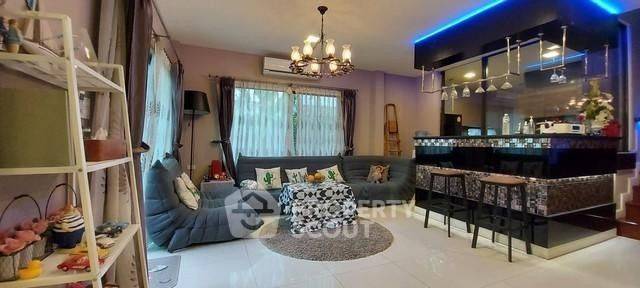 รูป บ้าน 4-ห้องนอน ที่ มัณฑนา เลค วัชรพล ใน ออเงิน (ID 2148368) - รูปที่ 8/8