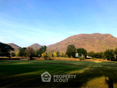Land for sale Petchburi : 2,000 m² Land for Sale close to The Venezia (ID 2129595)