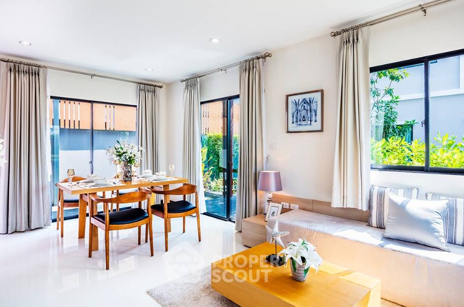picture 3-BR Townhouse at Natura Trend Prachauthit 90 in Ban Khlong Suan (ID 2160913) - 2/7