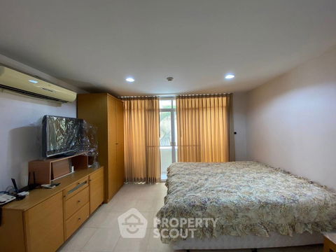 1-BR Condo at Pabhada Silom Condominium near BTS Saint Louis (ID 1527336)