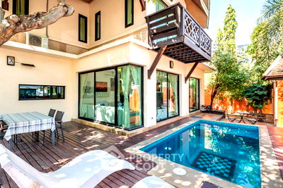 Houses for sale Central Pattaya Road : 3-BR House at Baan Natcha close to Pattaya North (ID 2150800)