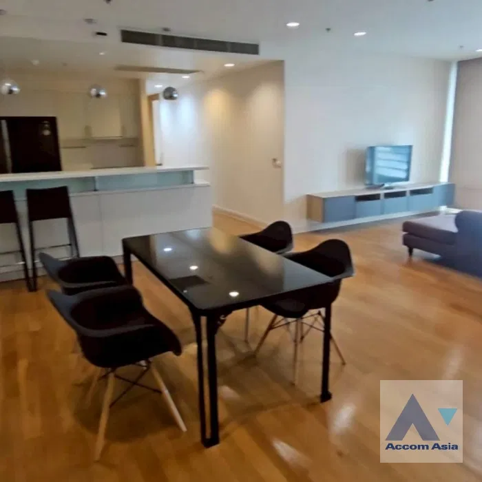 รูป 🔼🔽 AccomA 📩  2 BR Condominium @Sindhorn Tonson (AA44546) - รูปที่ 8/15