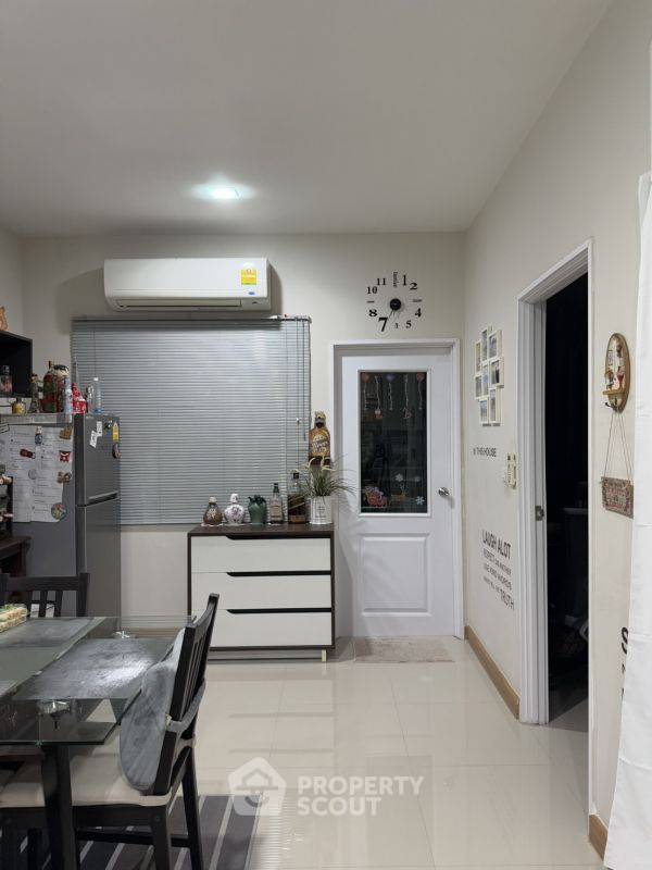 รูป ทาวน์เฮาท์ 4-ห้องนอน ที่ โกลเด้น ทาวน์ 2 อ่อนนุช-พัฒนาการ ใน ประเวศ (ID 2171353) - รูปที่ 4/10