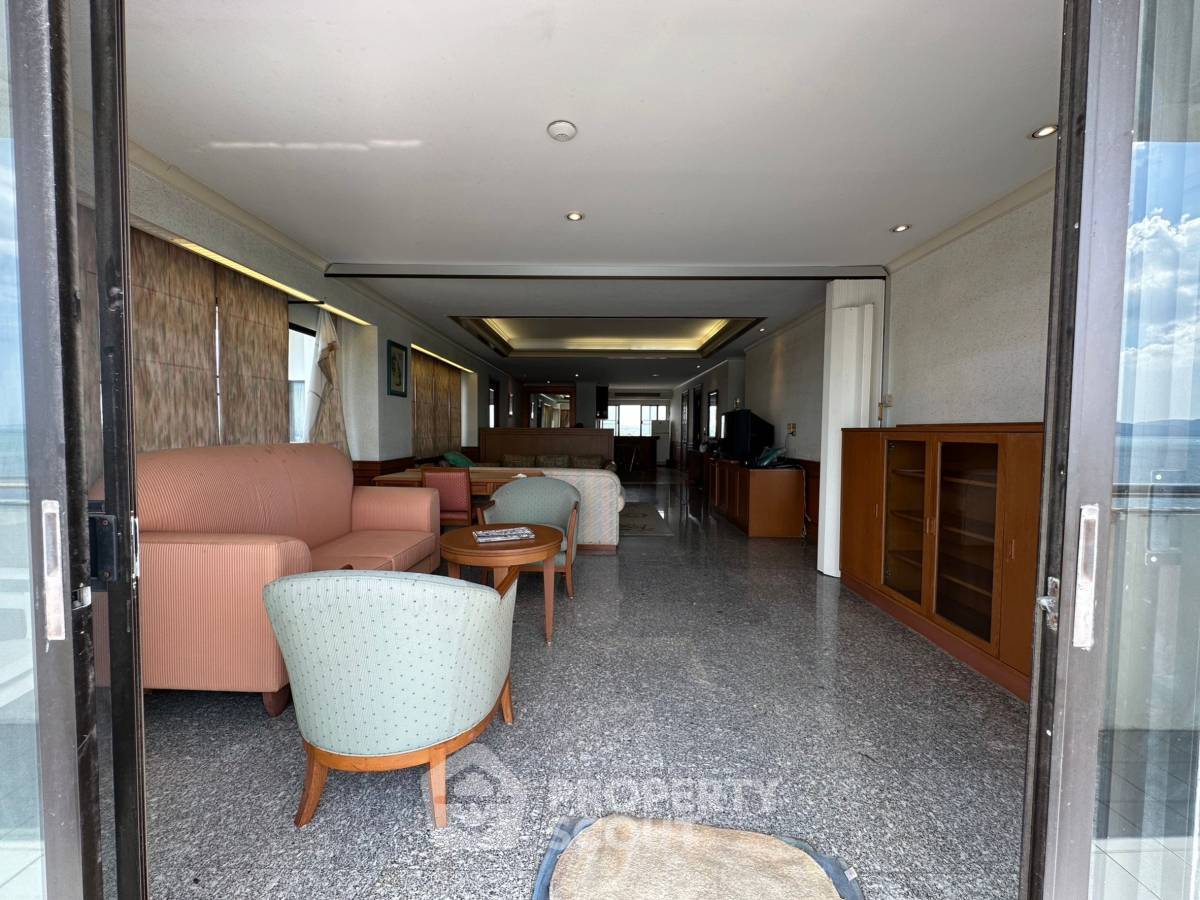 picture 3-BR Condo at Beach Villa Viphavadee Condo in Na Chom Thian (ID 1390286) - 4/20