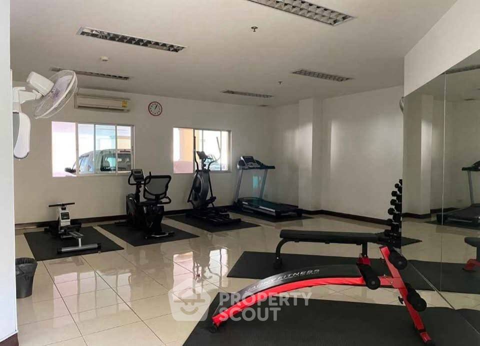 picture 2-BR Condo at Nordic Park Hill close to Phratamnak (ID 2285493) - 12/12