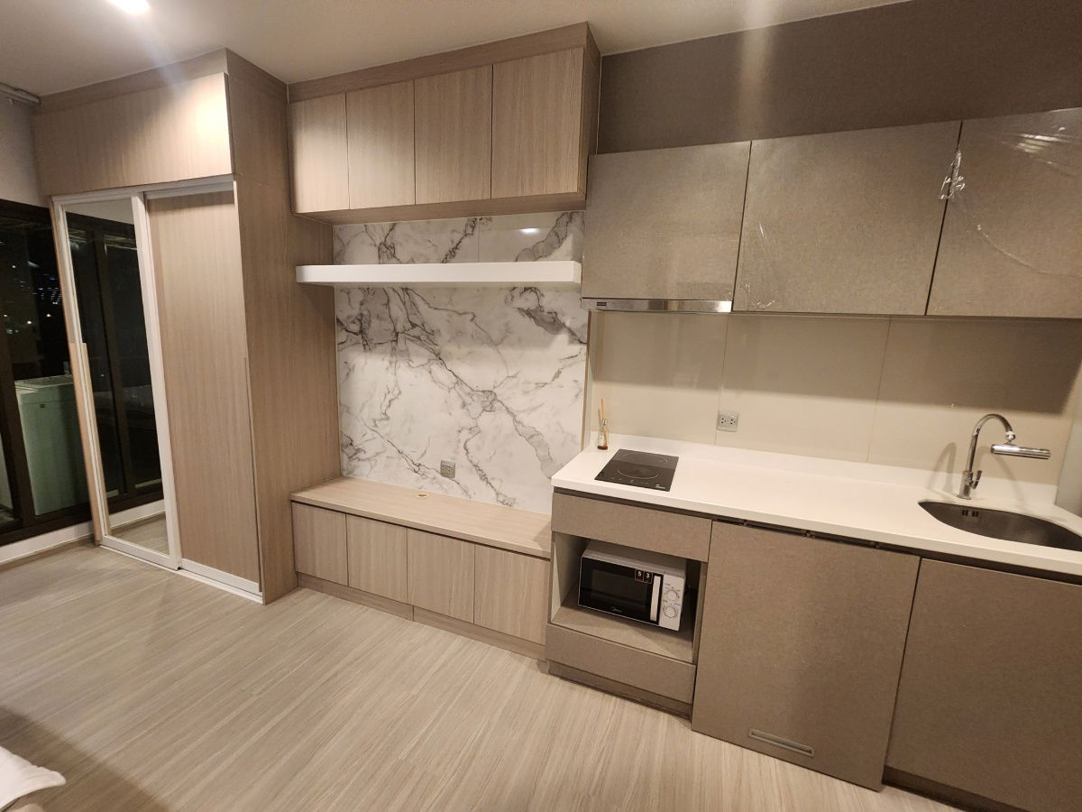picture For   rent   Life Asoke - Rama 9  🔴🔴 - 9/11