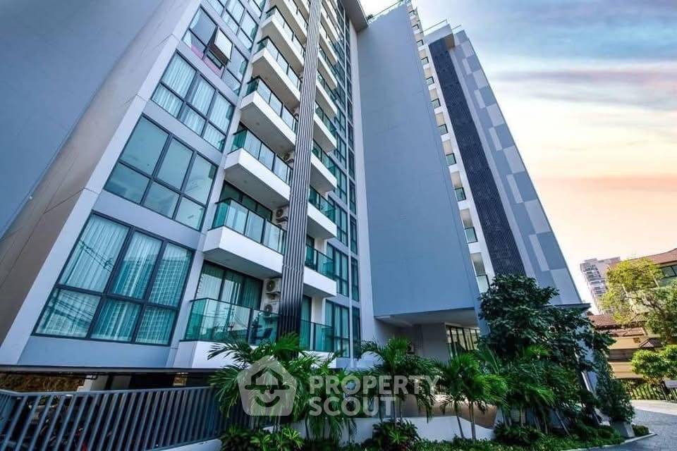 picture 1-BR Condo at The Jewel Condominium close to Phratamnak (ID 2109366) - 5/7