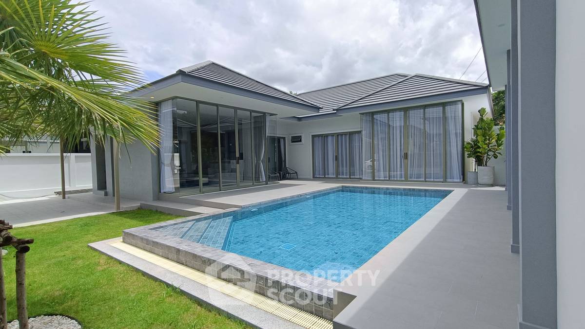 picture 4-BR House at We By SIRIN in Nong Kae (ID 2213907) - 1/20
